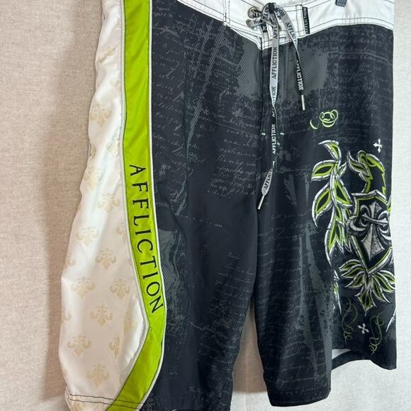 Affliction Mens Y2K Board Shorts Size 36 Grunge Goth Skater Punk Swim Trunks - Picture 2 of 13